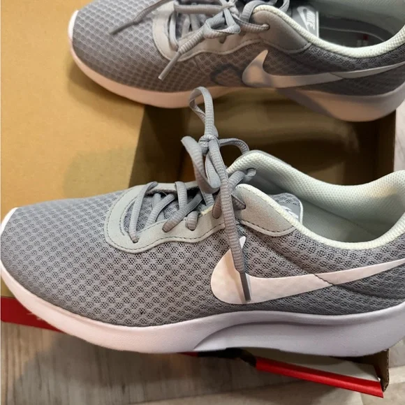 Nike Gray and White Athletic Shoes - Picture 3 of 6